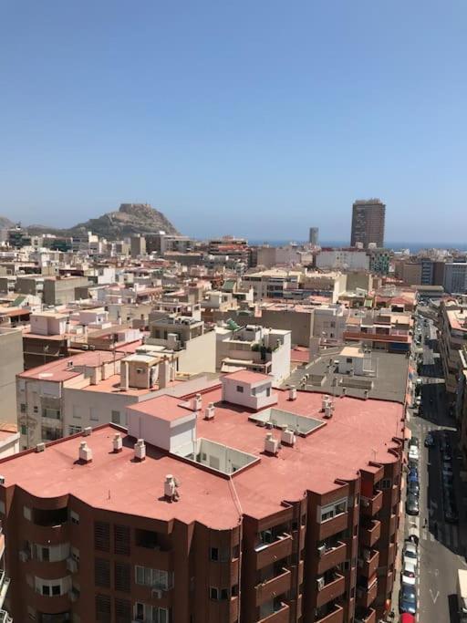 Apartmán Apartamento Aitana.Esta A 2 Km De La Playa Andando Alicante Exteriér fotografie